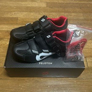PELOTON CYCLING SHOES SIZE 38